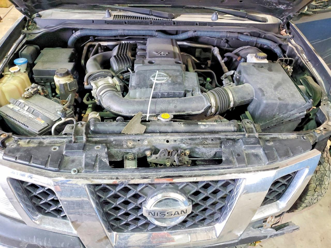 2010 NISSAN FRONTIER SE V6 photo 11