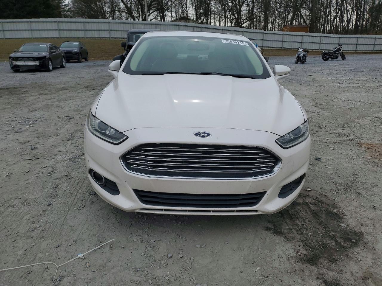 2016 FORD FUSION SE photo 9