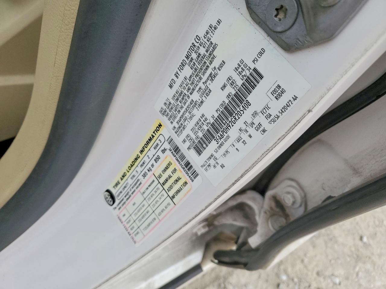 2016 FORD FUSION SE photo 23