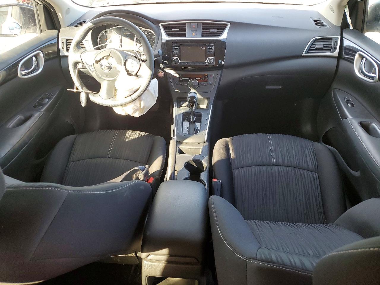 2018 NISSAN SENTRA S photo 8