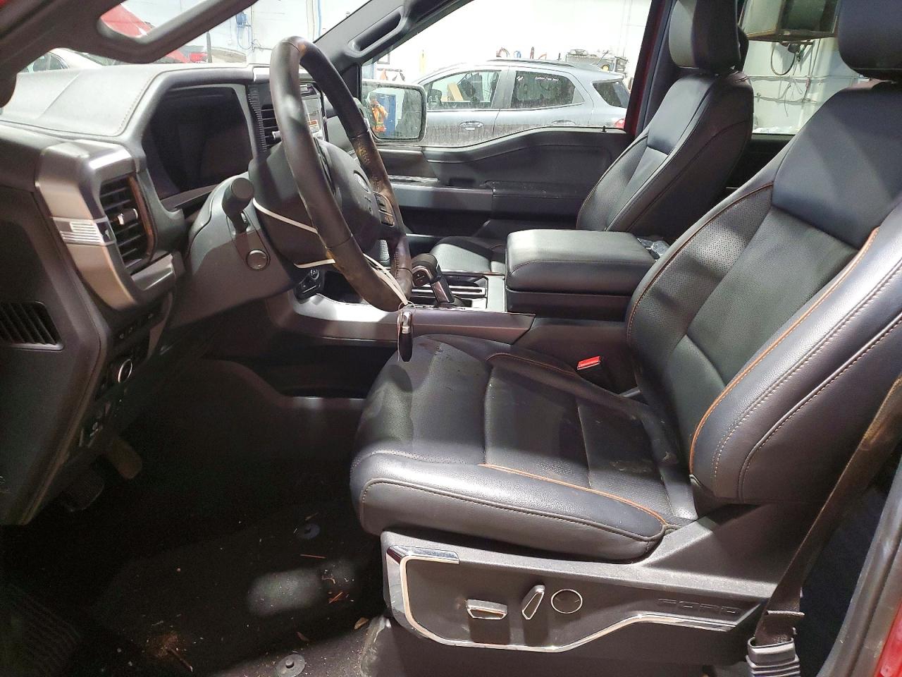 2024 FORD F150 LARIAT photo 13