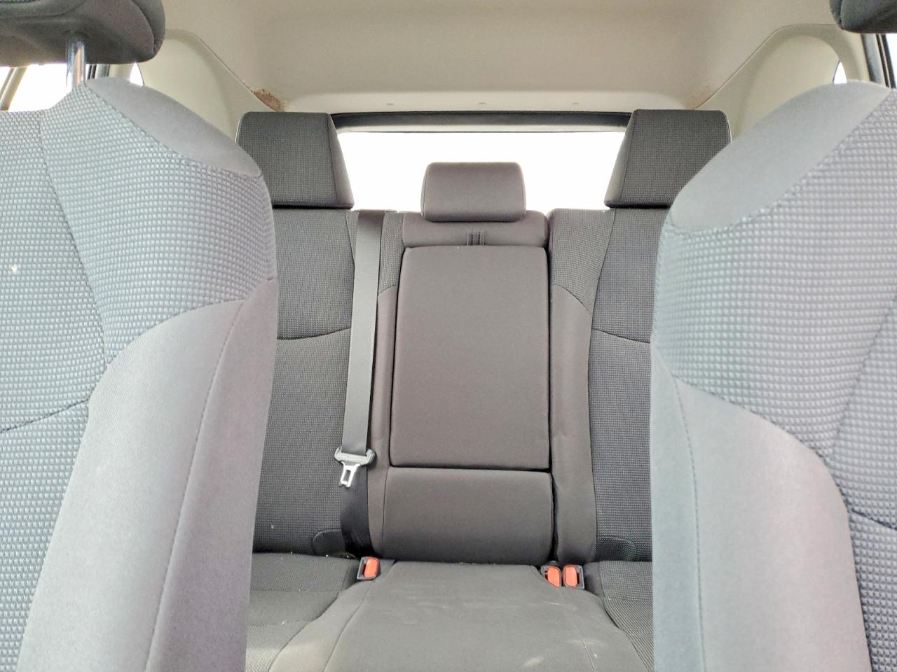 2019 TOYOTA RAV4 LE photo 10