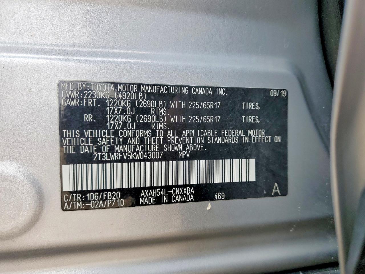 2019 TOYOTA RAV4 LE photo 13