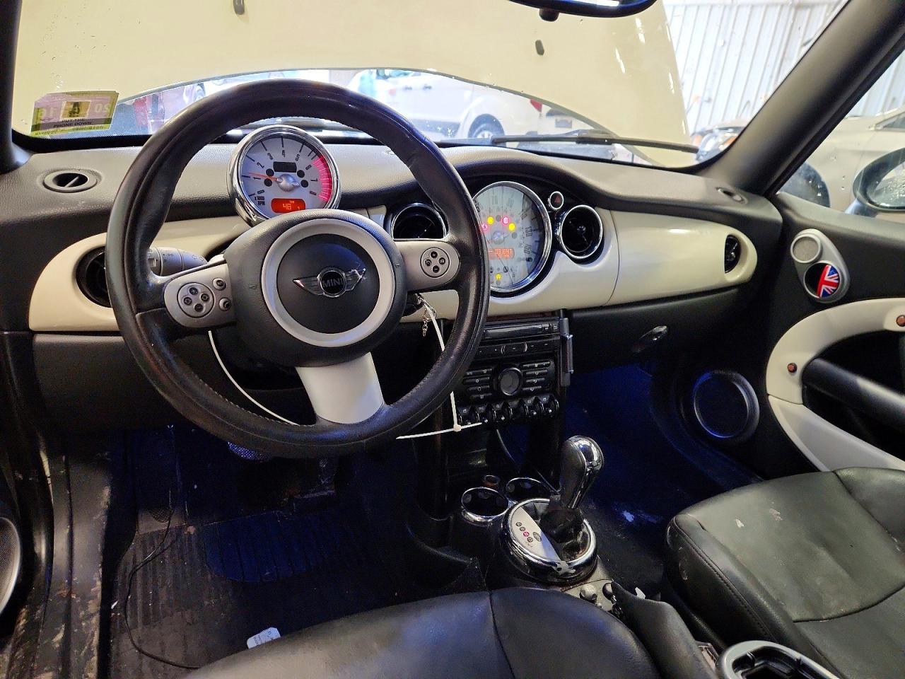 2007 MINI COOPER photo 8