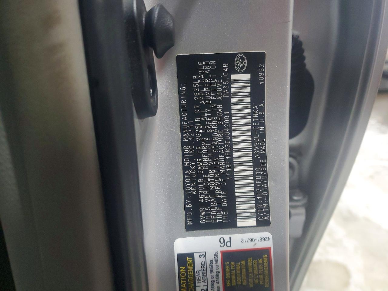 2012 TOYOTA CAMRY LE photo 23