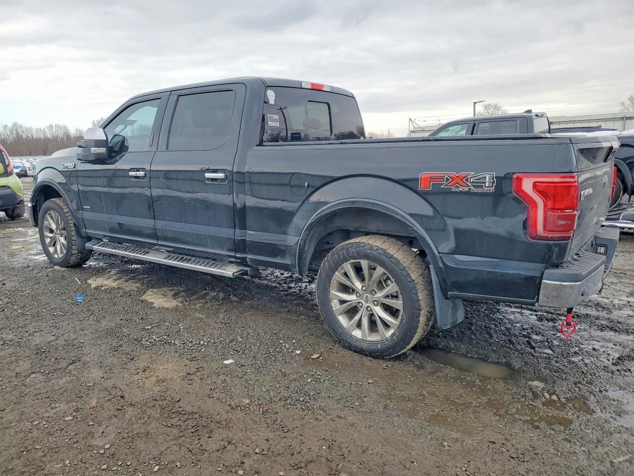 2017 FORD F150 SUPERCREW photo 2