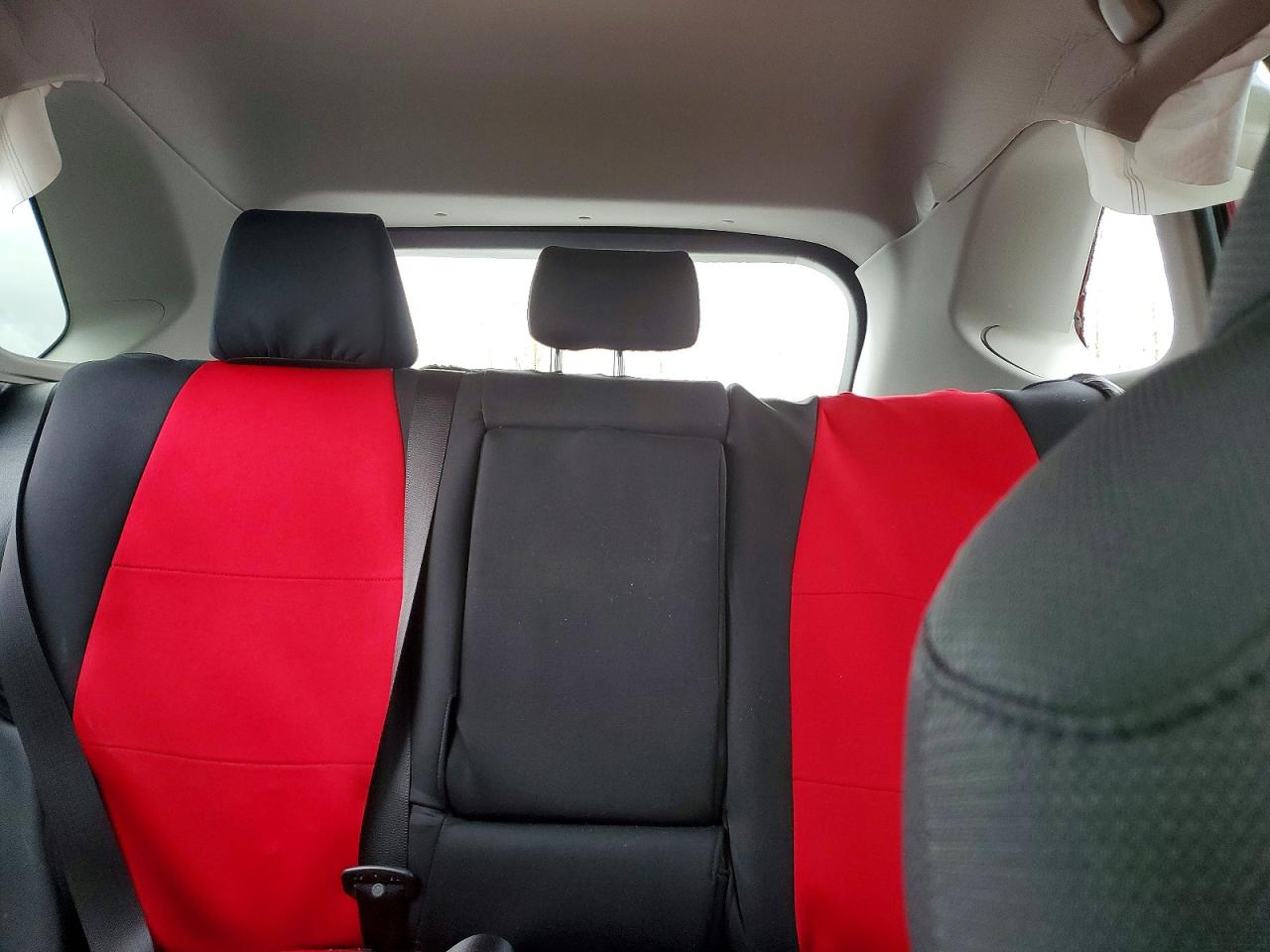 2024 TOYOTA RAV4 XLE photo 10