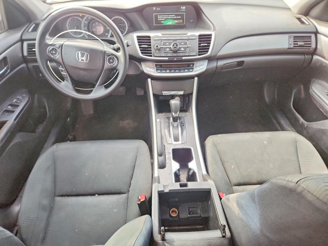 2015 HONDA ACCORD LX photo 15