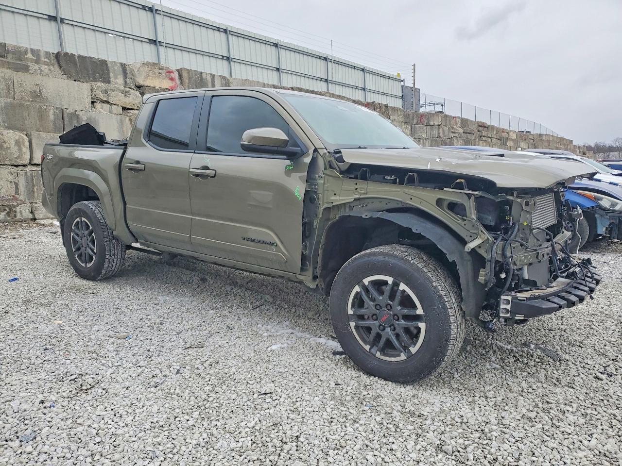 2024 TOYOTA TACOMA DOUBLE CAB photo 4