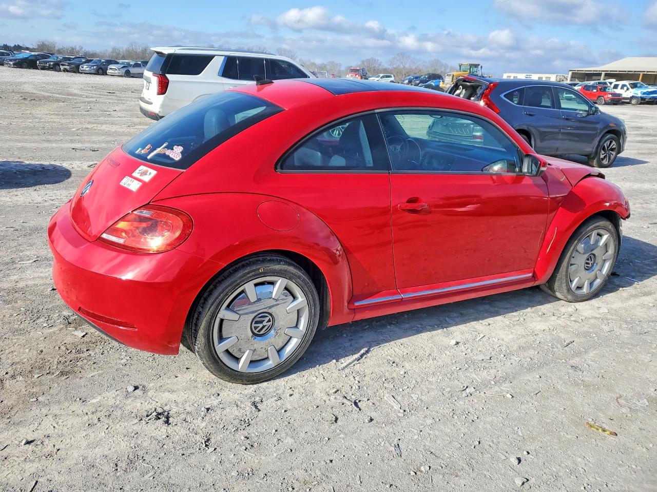 2013 VOLKSWAGEN BEETLE photo 3