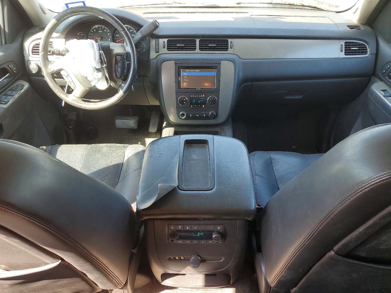 2011 CHEVROLET TAHOE K1500 LT photo 15