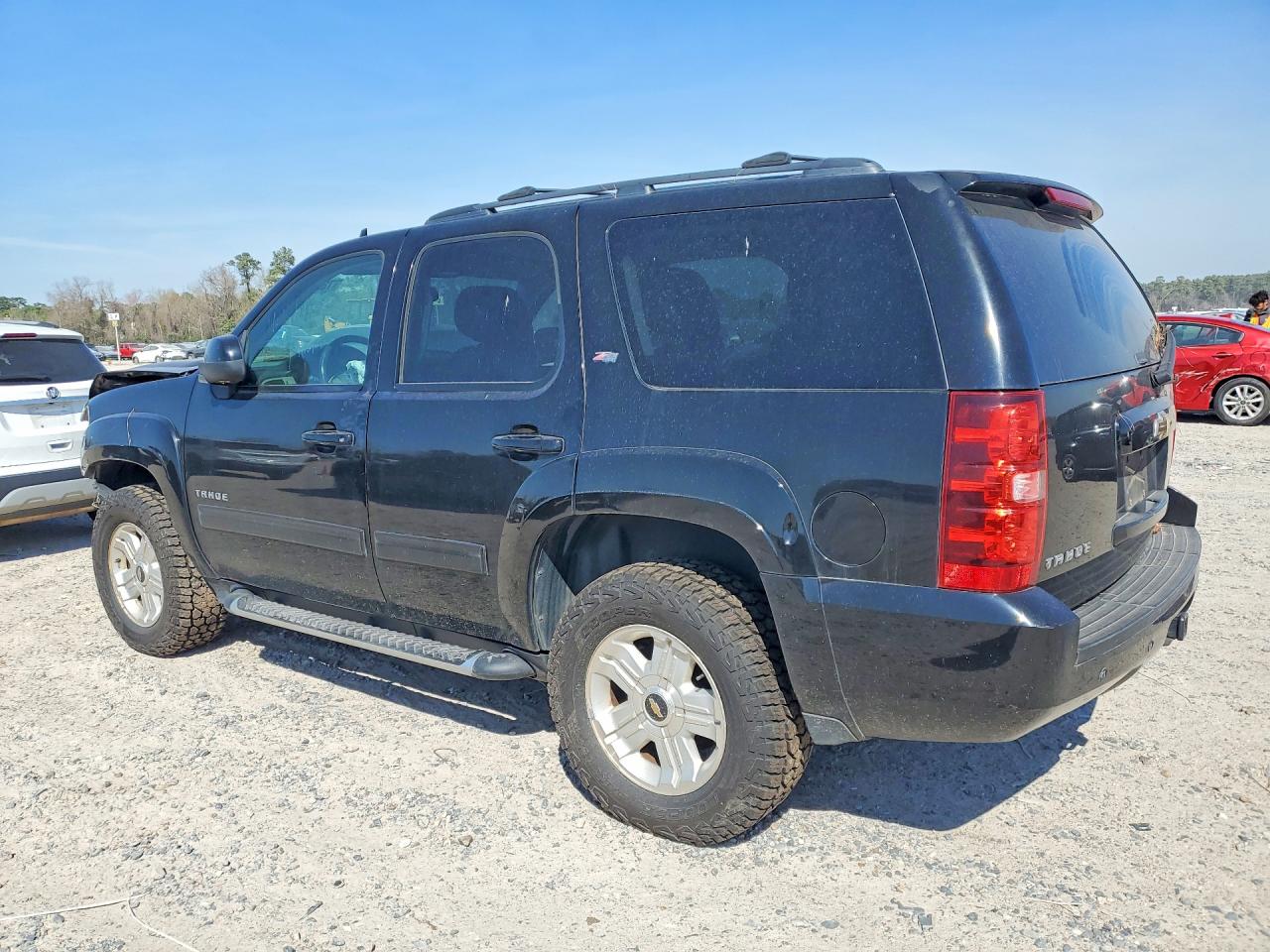 2011 CHEVROLET TAHOE K1500 LT photo 3