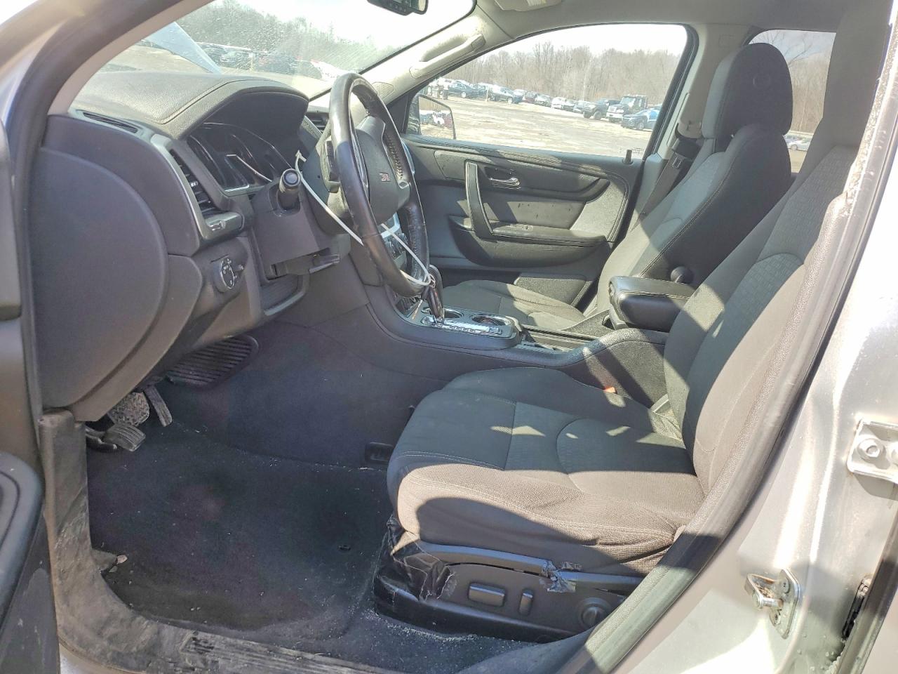 2015 GMC ACADIA SLE photo 7