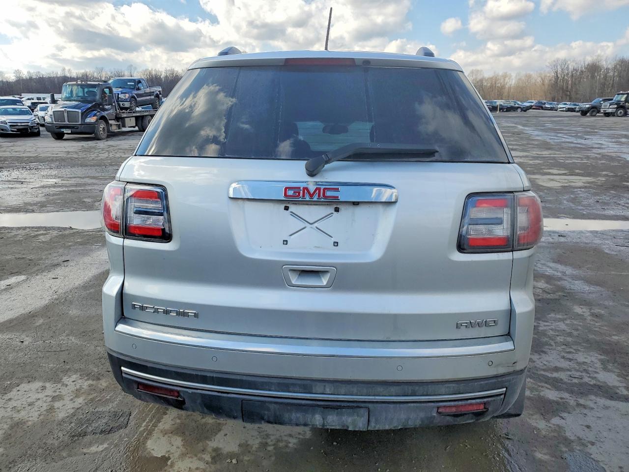 2015 GMC ACADIA SLE photo 6