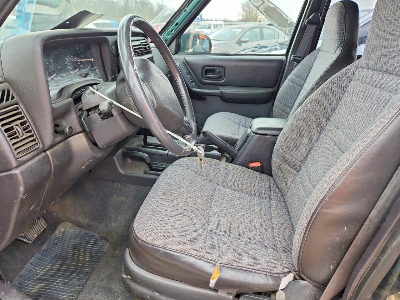 2001 JEEP CHEROKEE SPORT photo 7