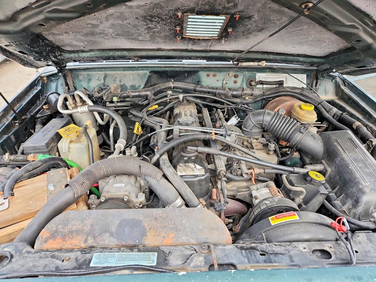2001 JEEP CHEROKEE SPORT photo 12