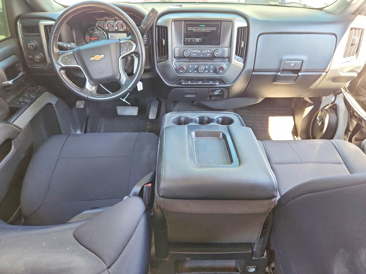 2018 CHEVROLET SILVERADO K1500 LT photo 15