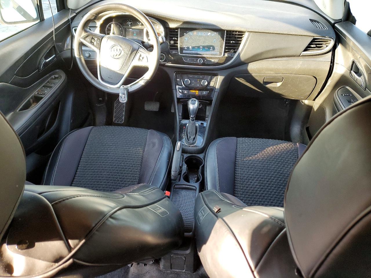 2017 BUICK ENCORE PREFERRED photo 15