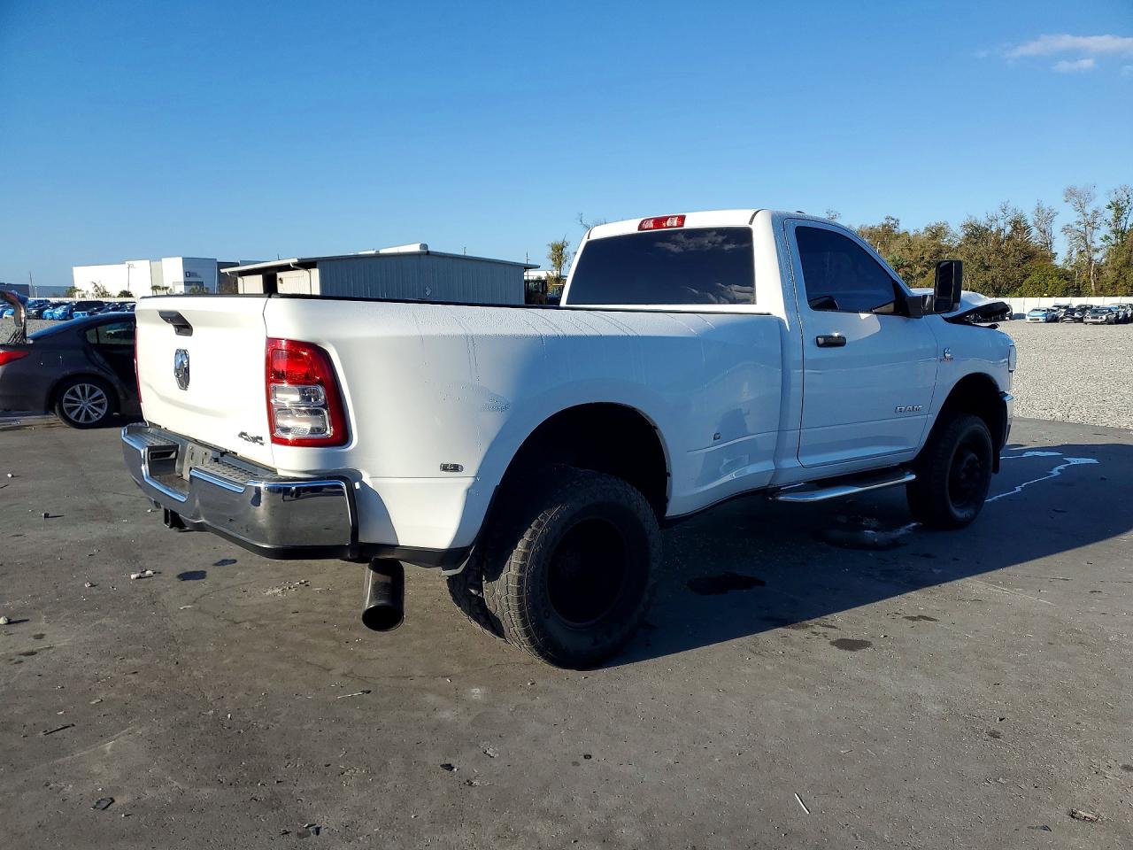 2021 RAM 3500 TRADESMAN photo 5
