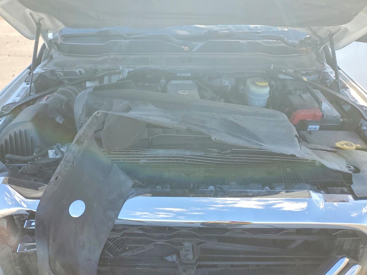 2021 RAM 3500 TRADESMAN photo 21