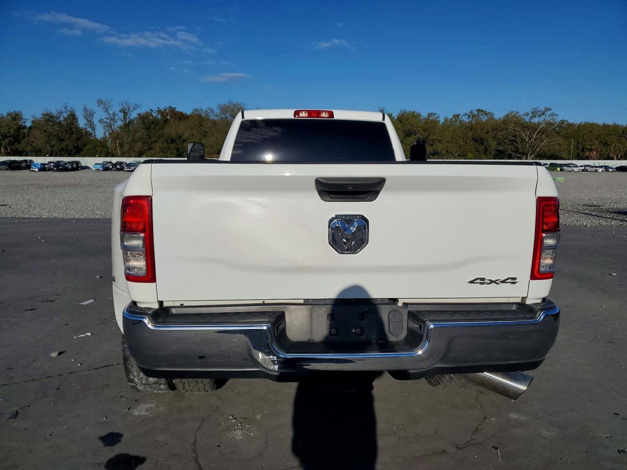 2021 RAM 3500 TRADESMAN photo 11