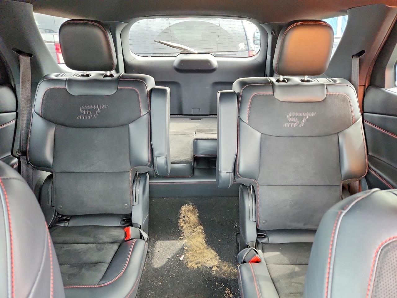 2025 FORD EXPLORER ST photo 19