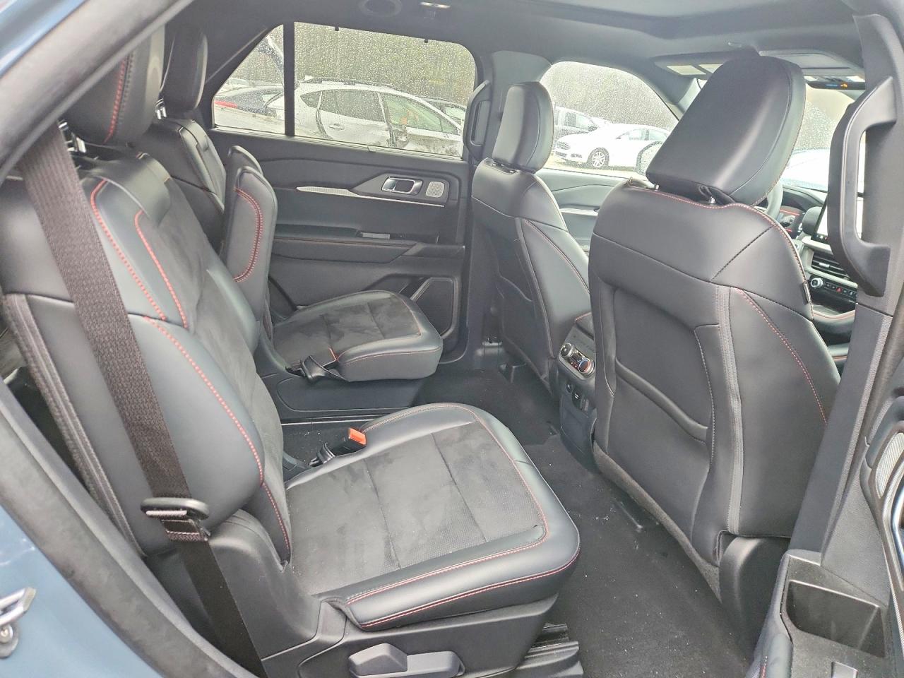 2025 FORD EXPLORER ST photo 21