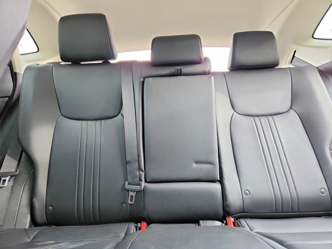 2022 LEXUS NX 350H photo 10