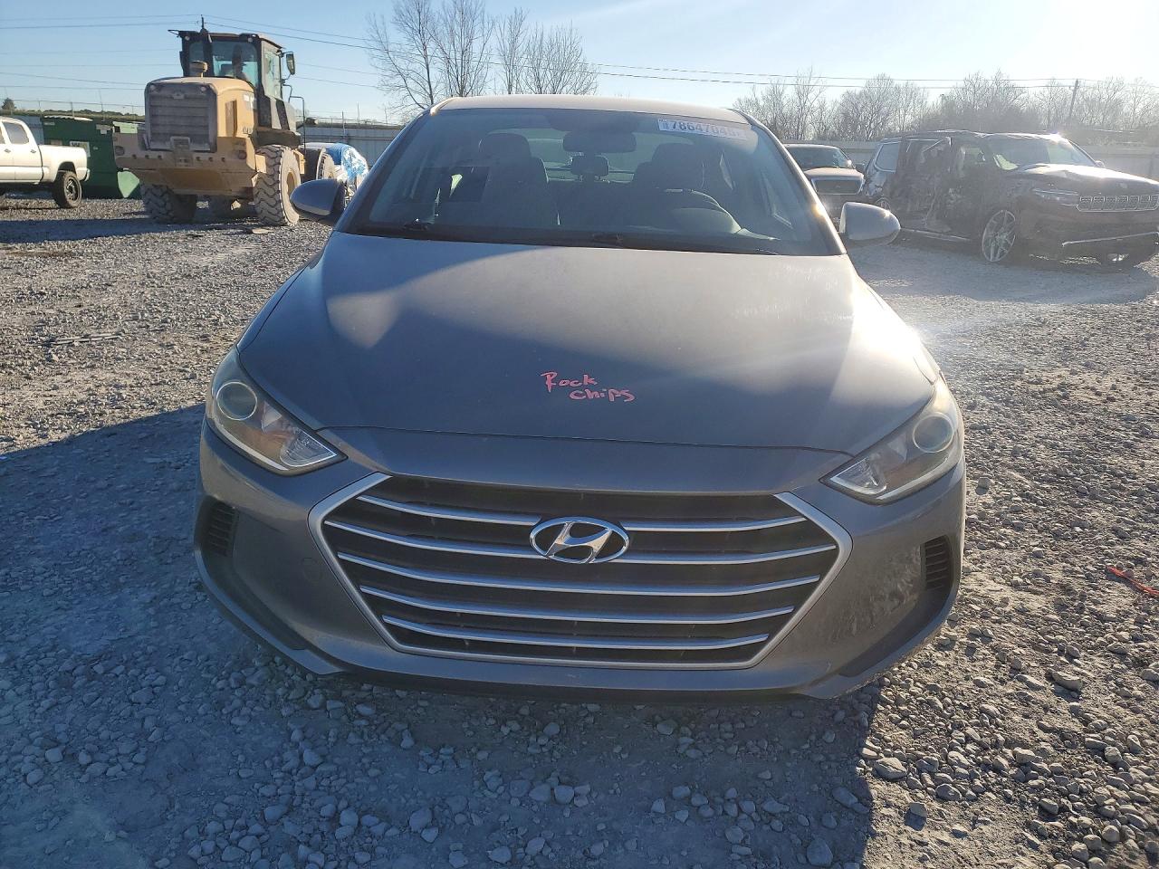 2017 HYUNDAI ELANTRA SE photo 9