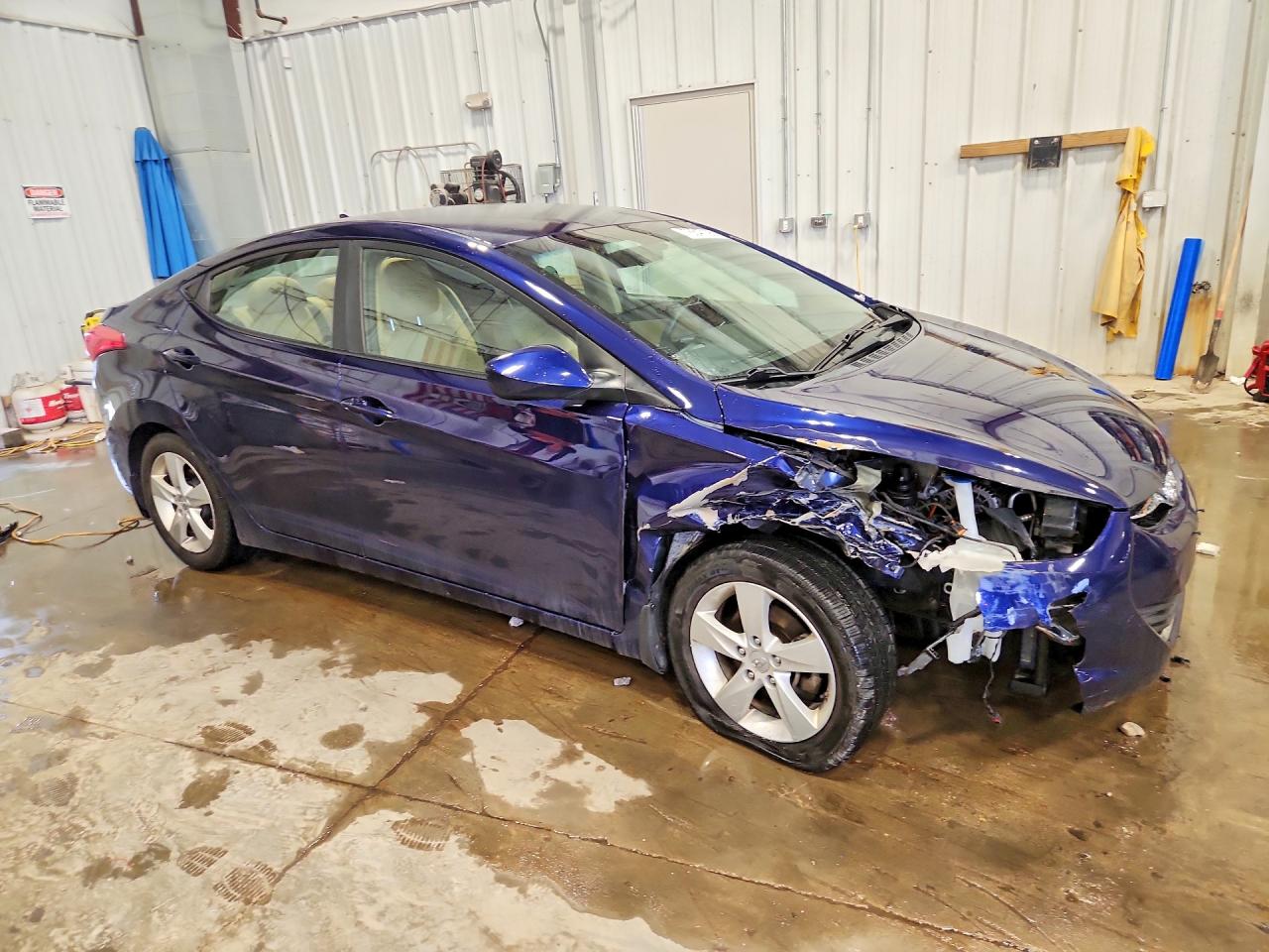 2013 HYUNDAI ELANTRA GLS photo 13