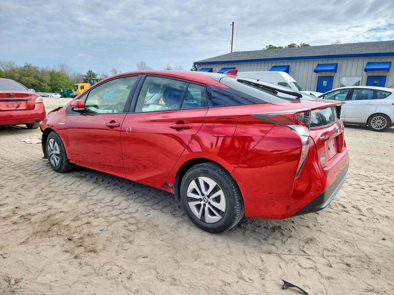2018 TOYOTA PRIUS THREE photo 2
