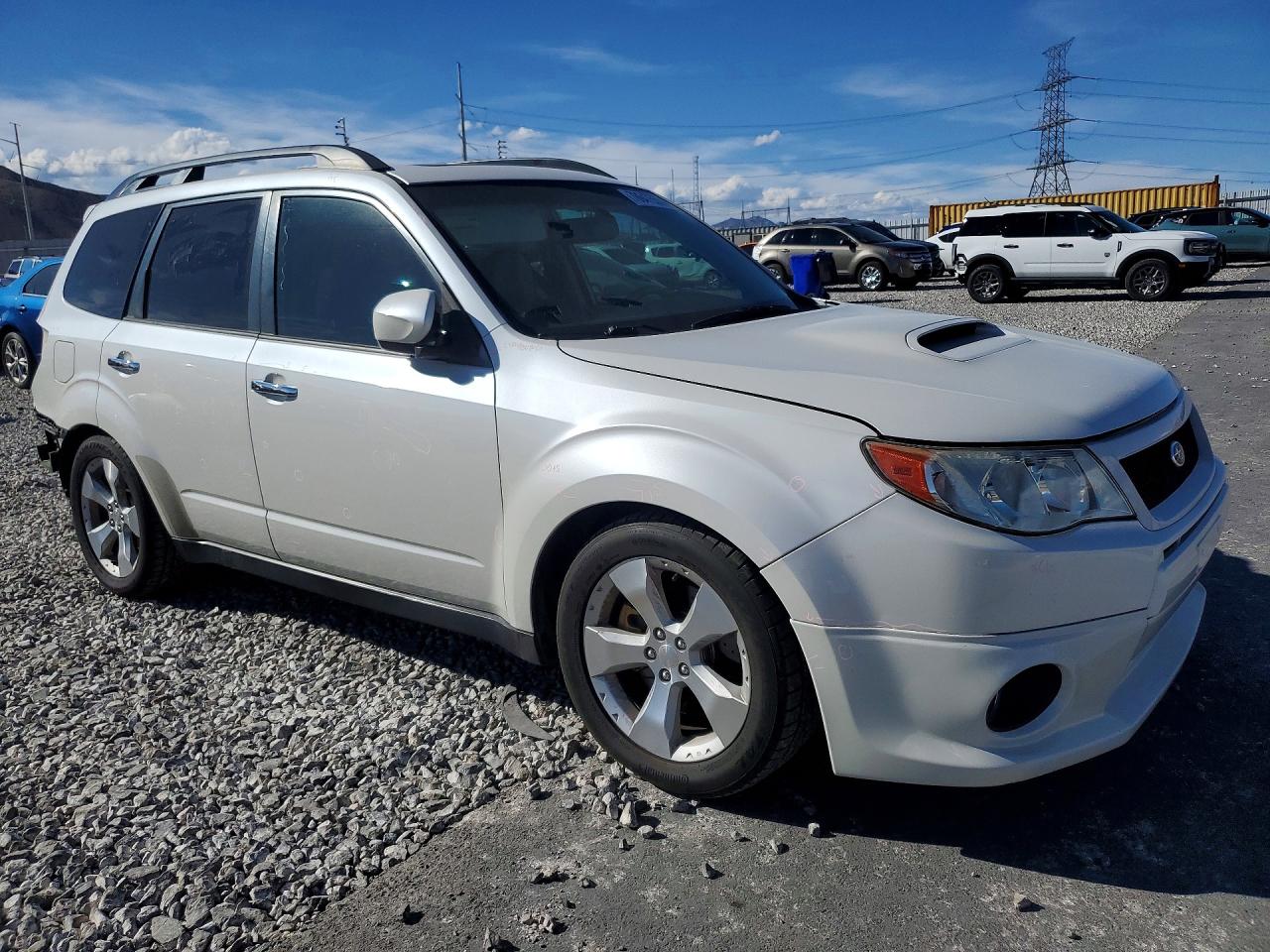 2010 SUBARU FORESTER 2.5XT photo 4