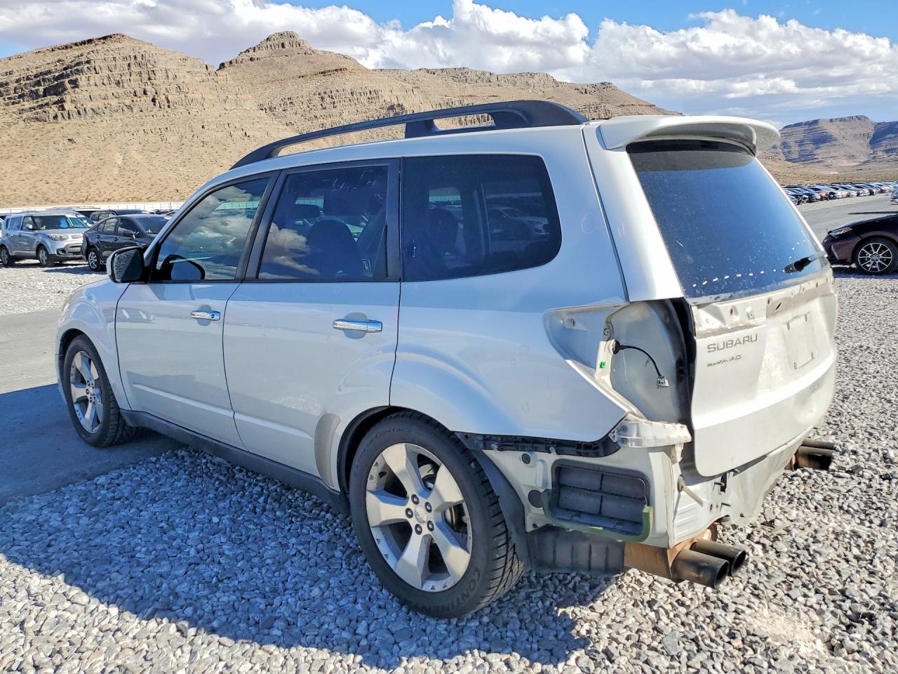 2010 SUBARU FORESTER 2.5XT photo 2