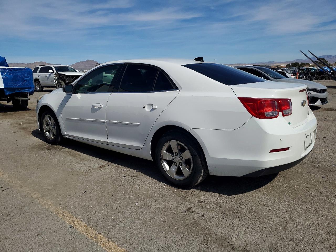 2014 CHEVROLET MALIBU LS photo 2