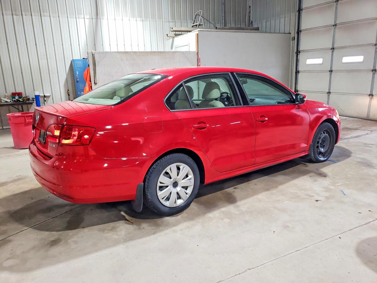 2012 VOLKSWAGEN JETTA SE photo 3