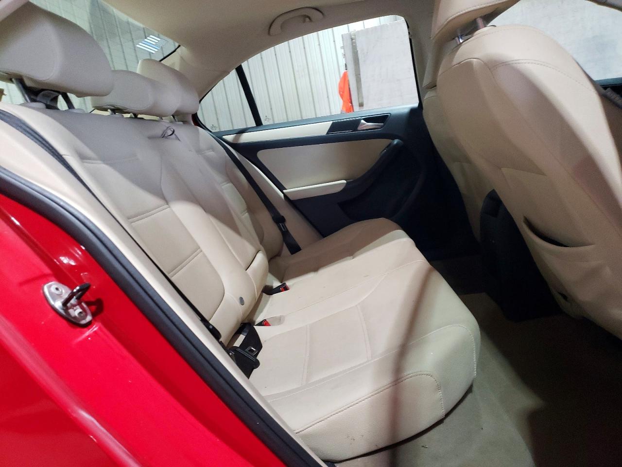 2012 VOLKSWAGEN JETTA SE photo 10