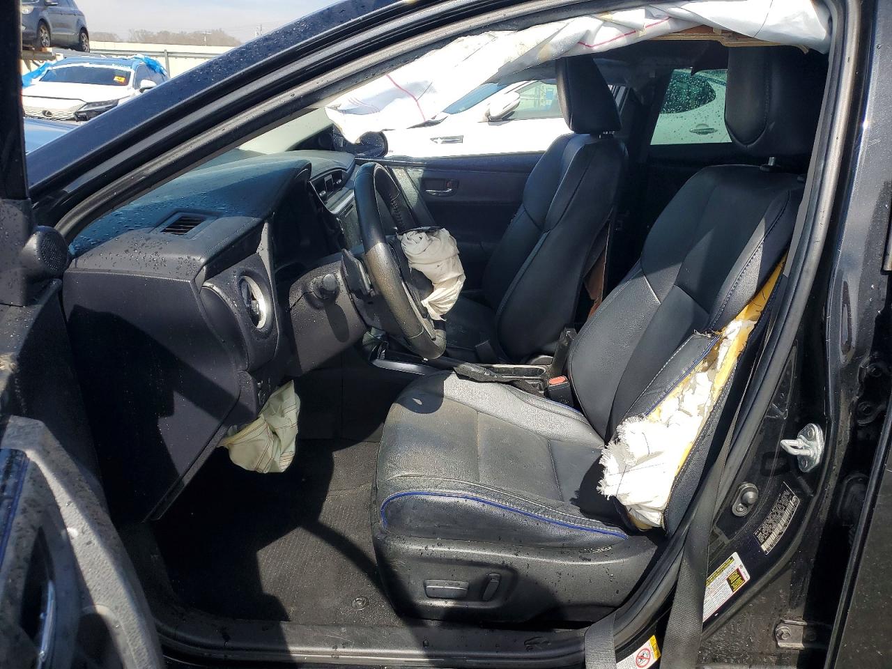 2017 TOYOTA COROLLA XSE photo 13