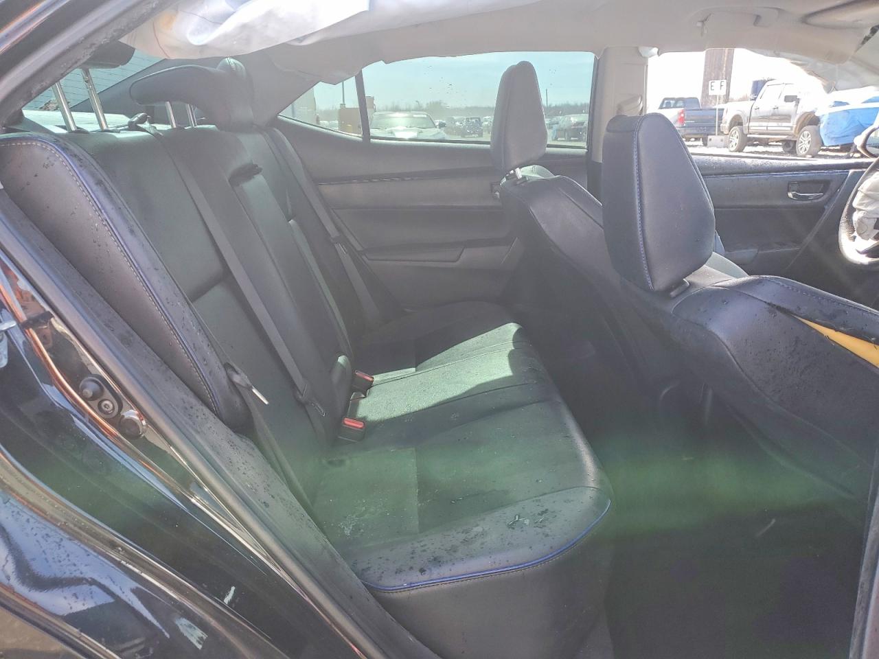 2017 TOYOTA COROLLA XSE photo 19