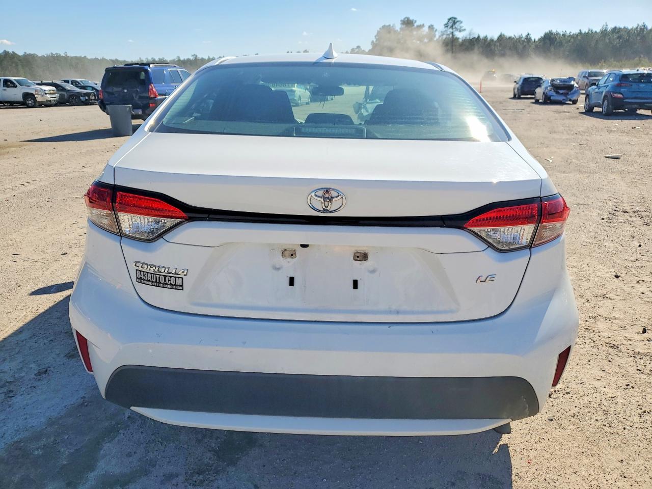 2020 TOYOTA COROLLA LE photo 11