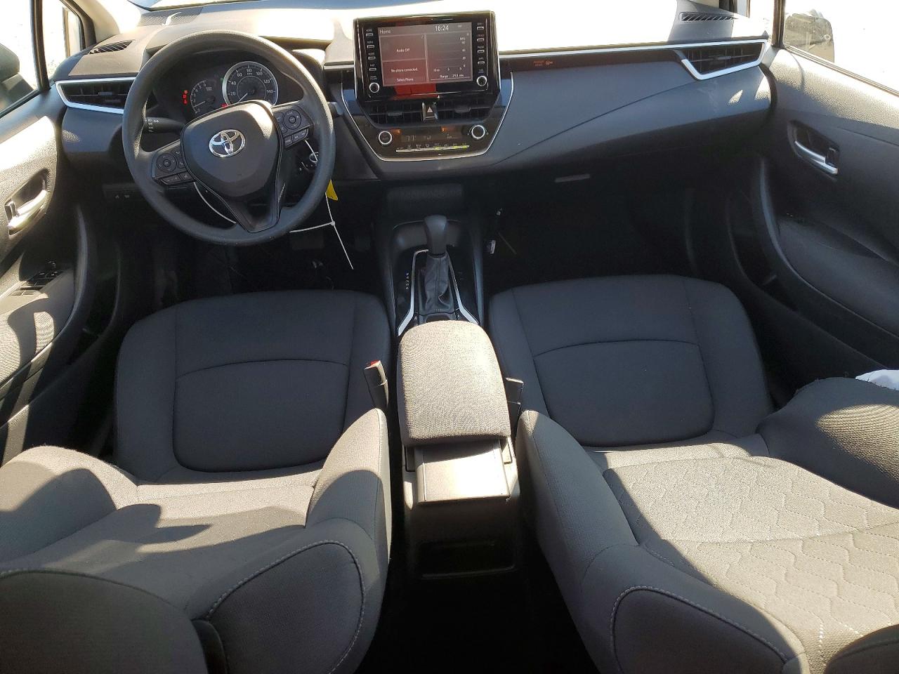 2020 TOYOTA COROLLA LE photo 15