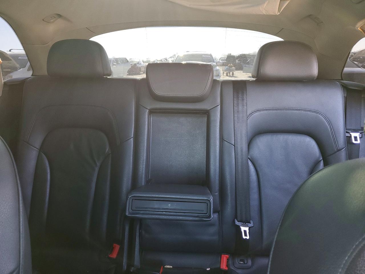2012 AUDI Q5 PREMIUM PLUS photo 10