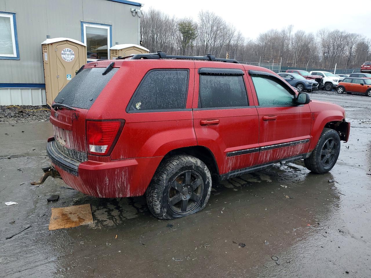2010 JEEP GRAND CHEROKEE LAREDO photo 3