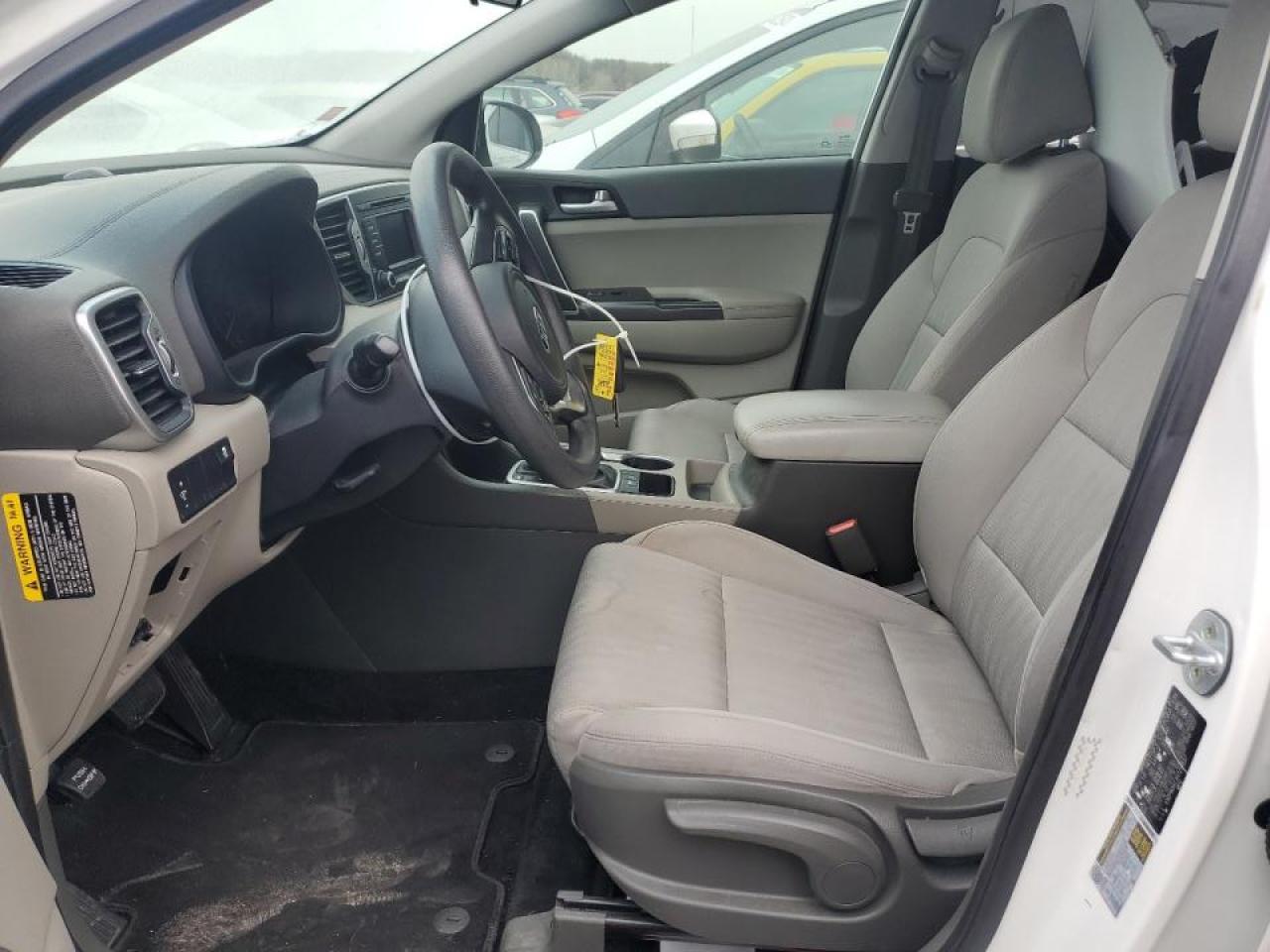 2017 KIA SPORTAGE LX photo 25