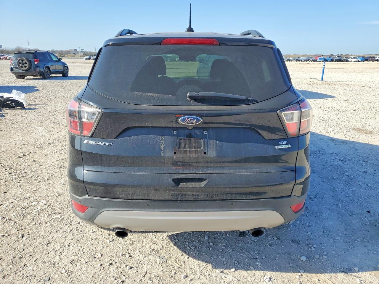 2017 FORD ESCAPE SE photo 6