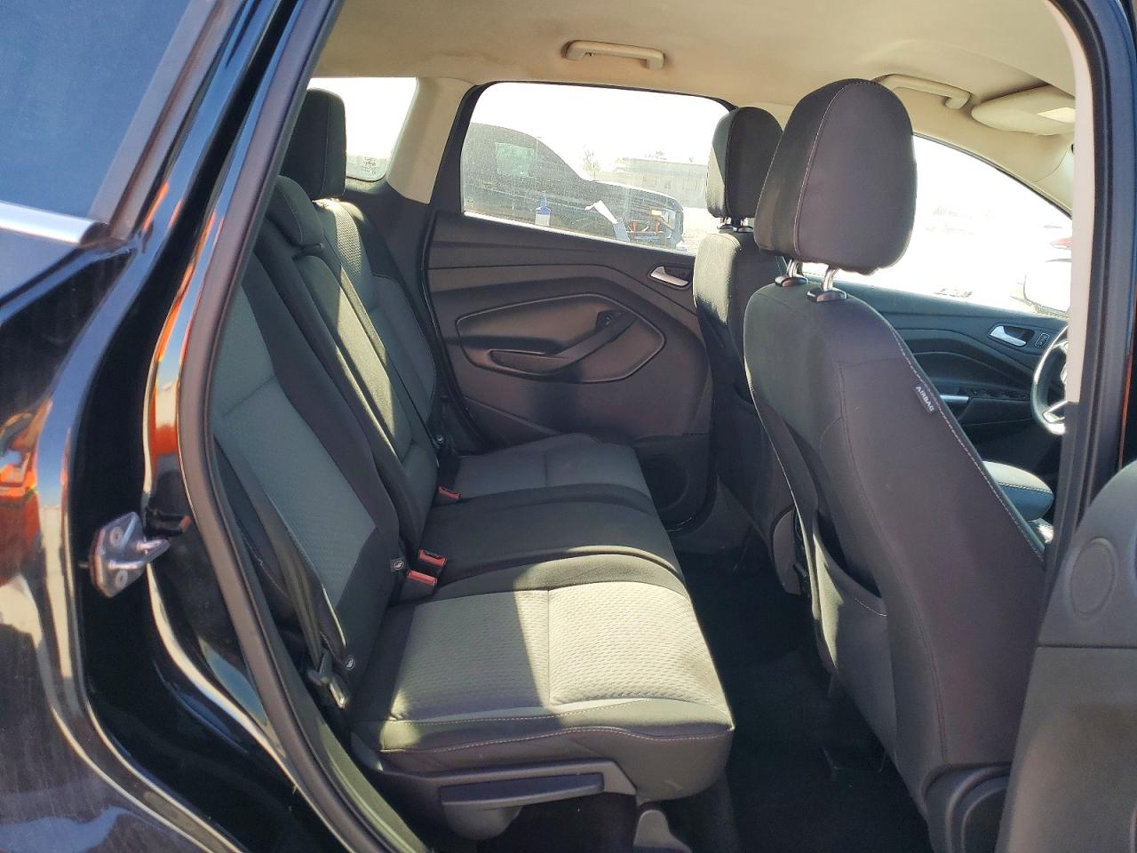2017 FORD ESCAPE SE photo 10