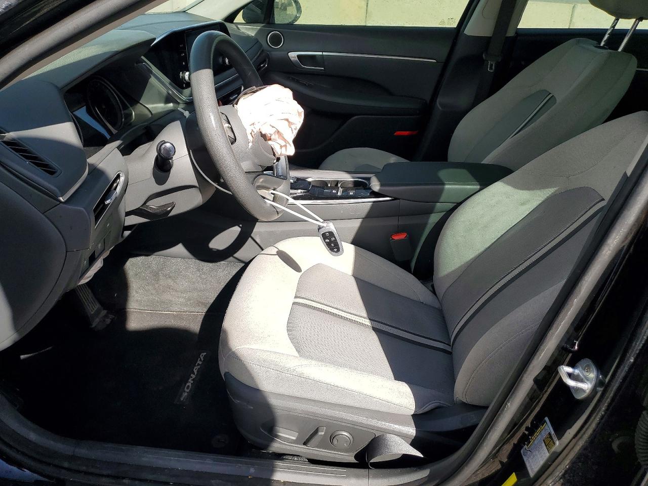 2020 HYUNDAI SONATA SEL photo 7