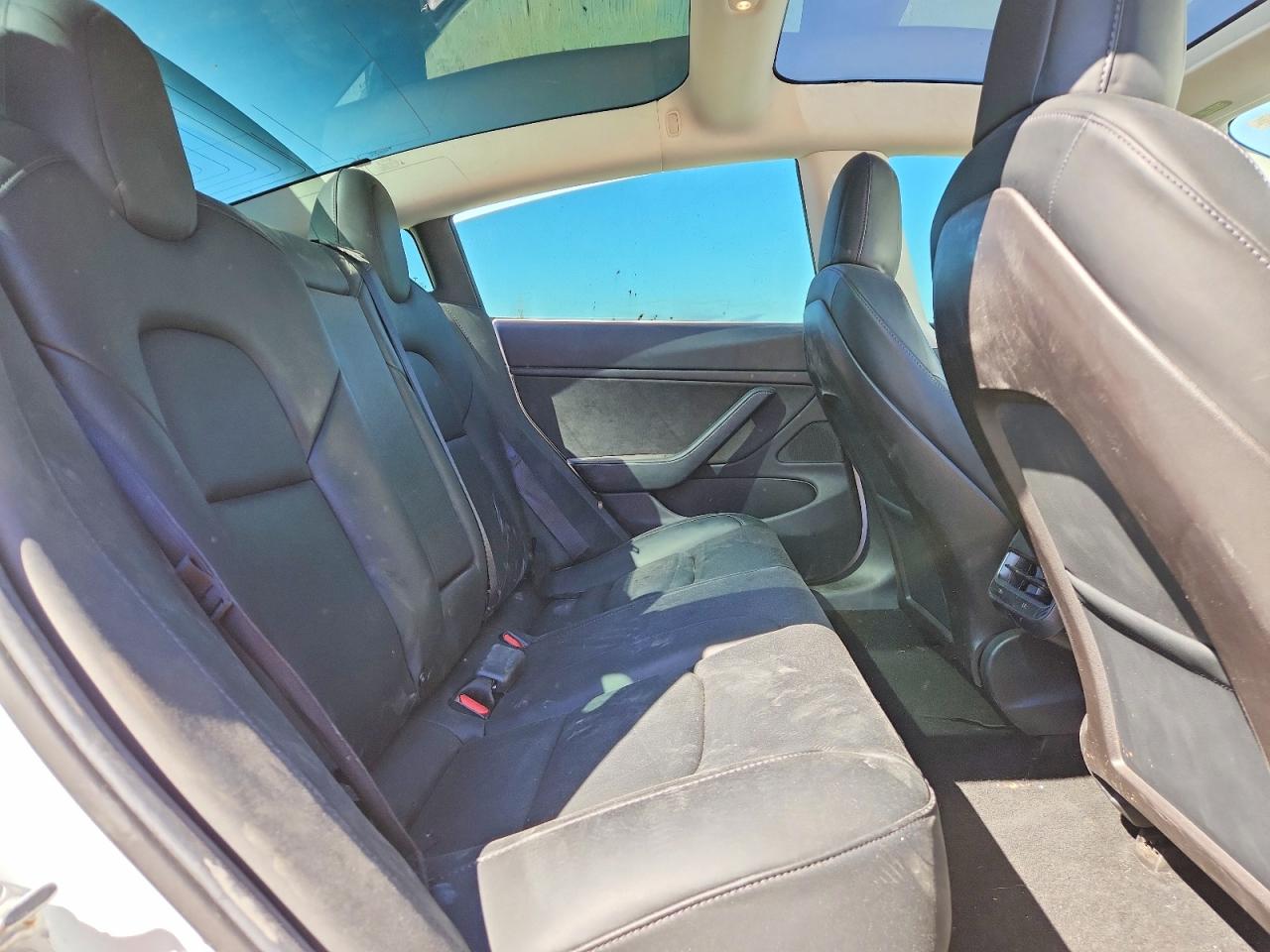 2019 TESLA MODEL 3 photo 28