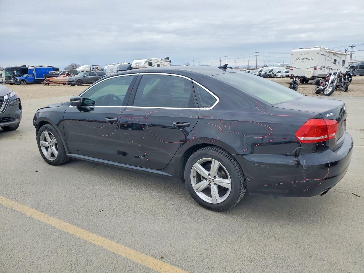 2015 VOLKSWAGEN PASSAT SE photo 4