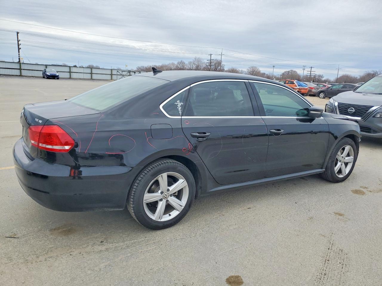 2015 VOLKSWAGEN PASSAT SE photo 7