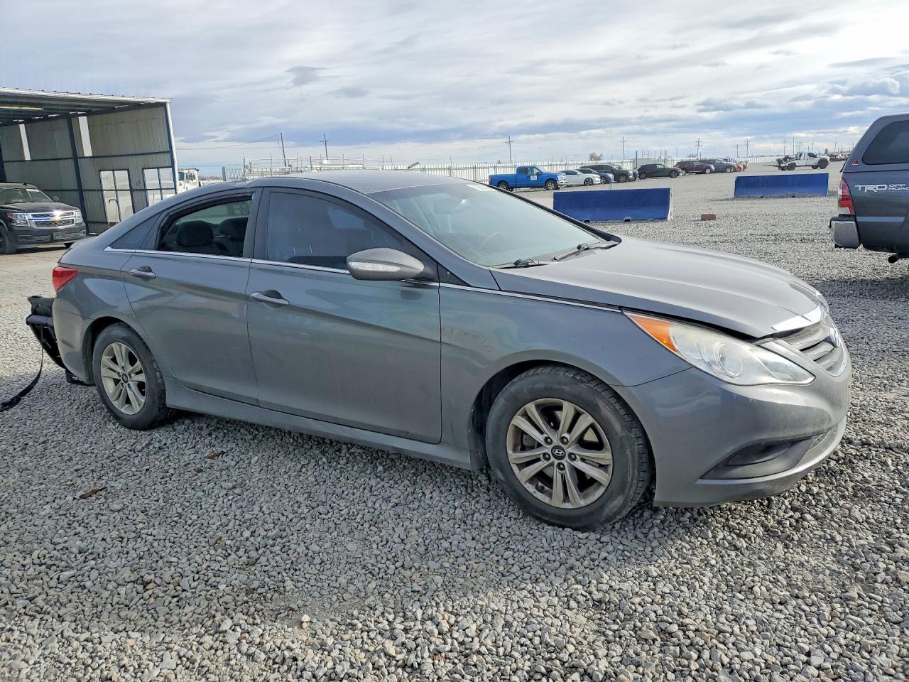 2014 HYUNDAI SONATA GLS photo 4